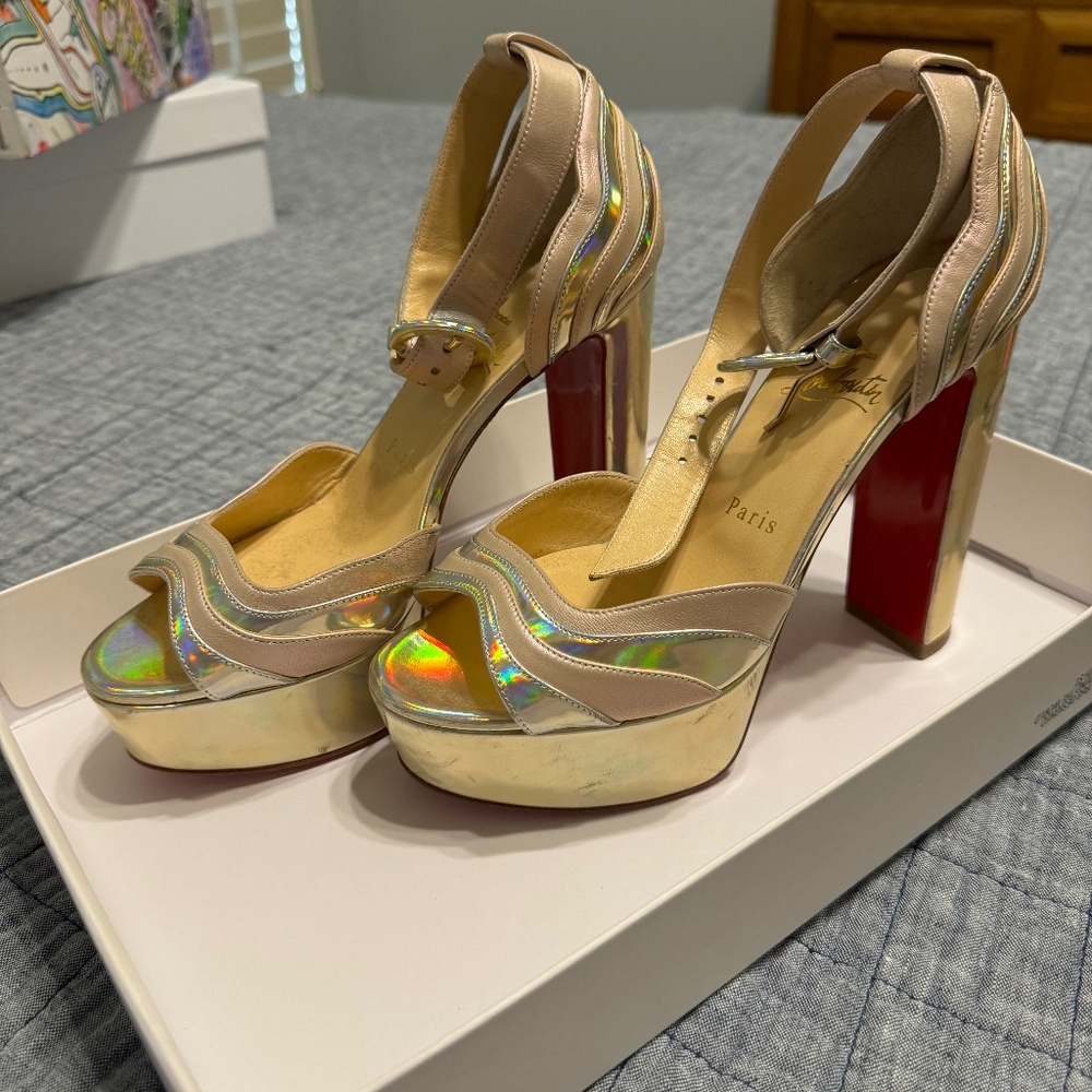 COPY - Christian Louboutin - Genuine used